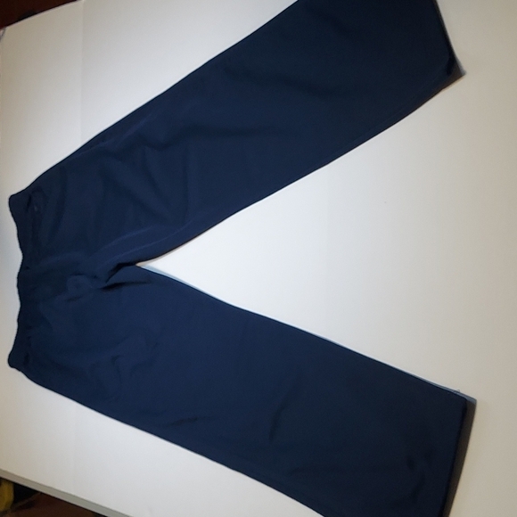 Adidas Joggers Size M - Picture 8 of 12